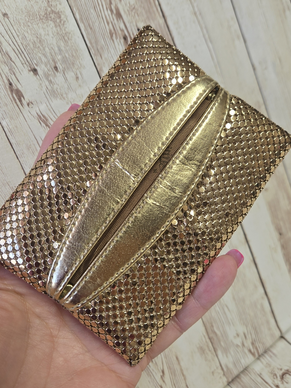 Vintage Whiting & Davis Gold Mesh Tissue Holder Pouch Metallic Accessory Rare